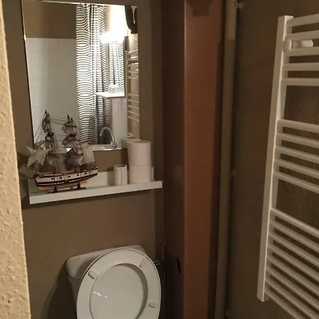 Les Arceaux De Apartment *