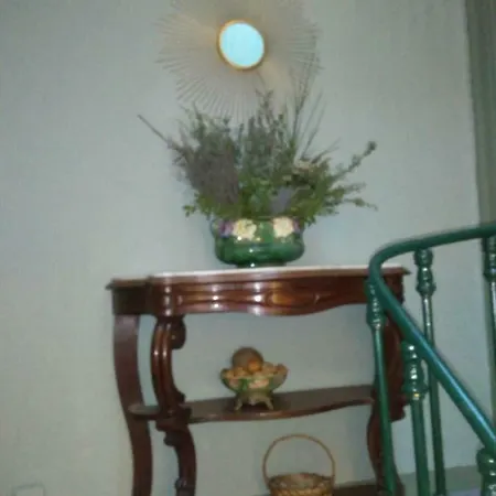Les Arceaux De Apartment