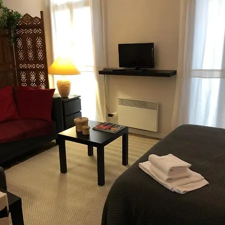 Apartment Les Arceaux De Montpellier